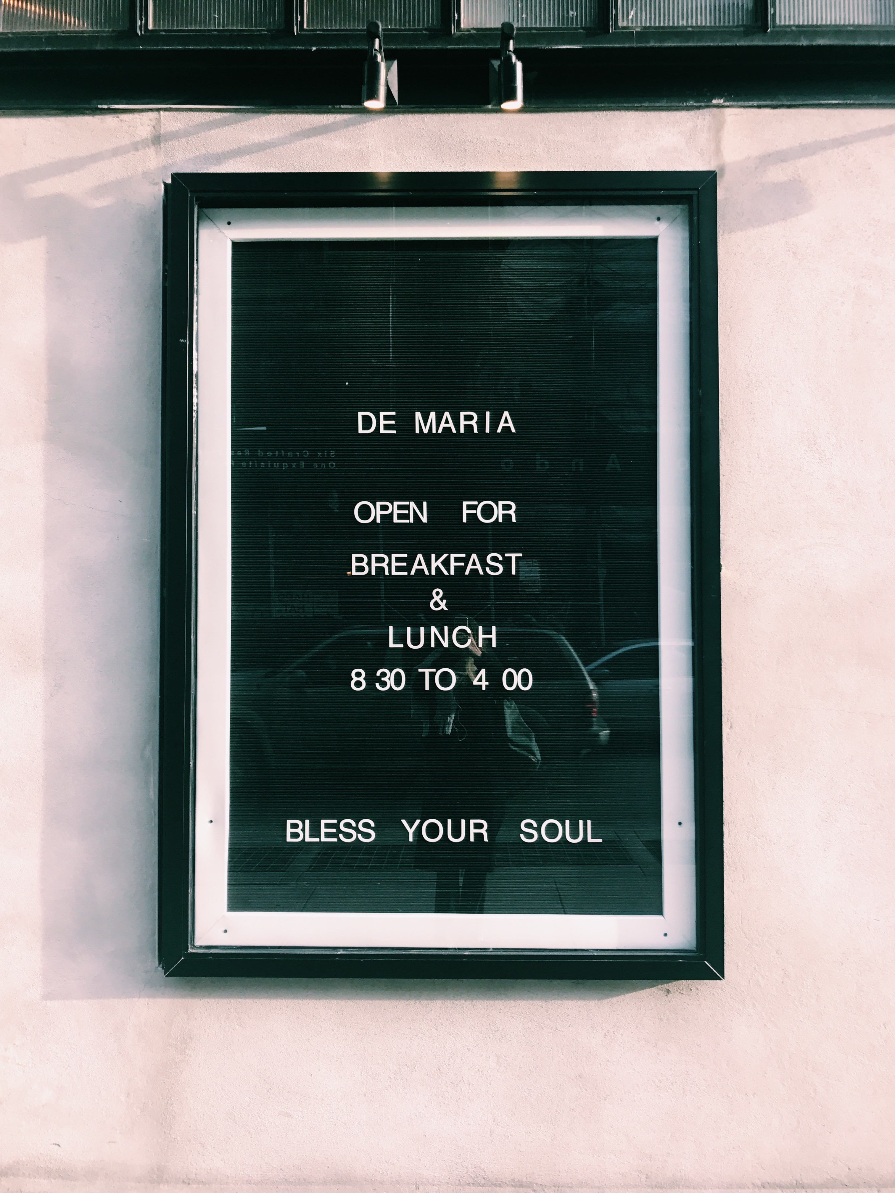 De Maria - Sign Detailcredit Nikki Brand.jpeg