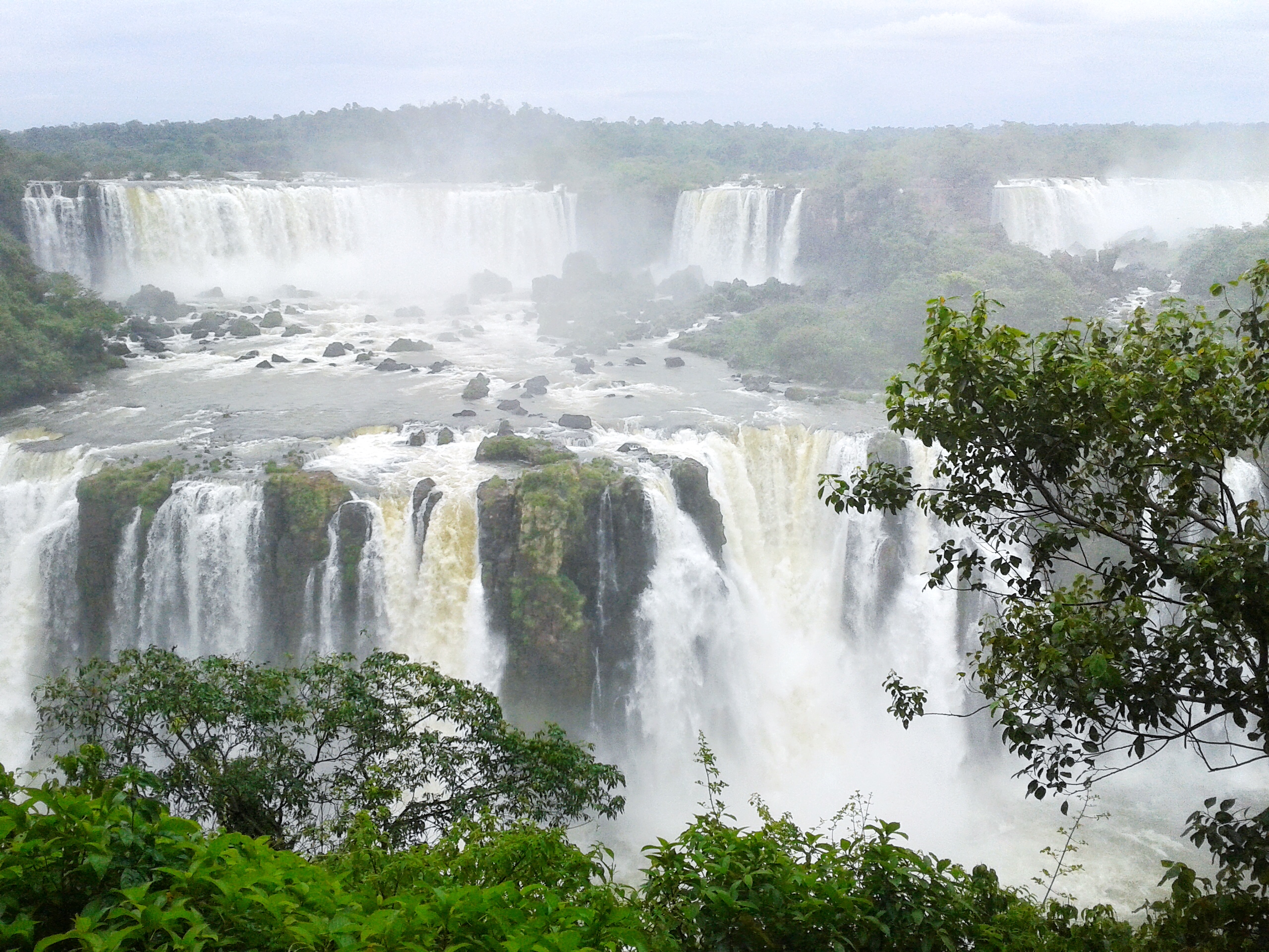 Thebetterplaces_Iguazufalls_Brasil.jpg
