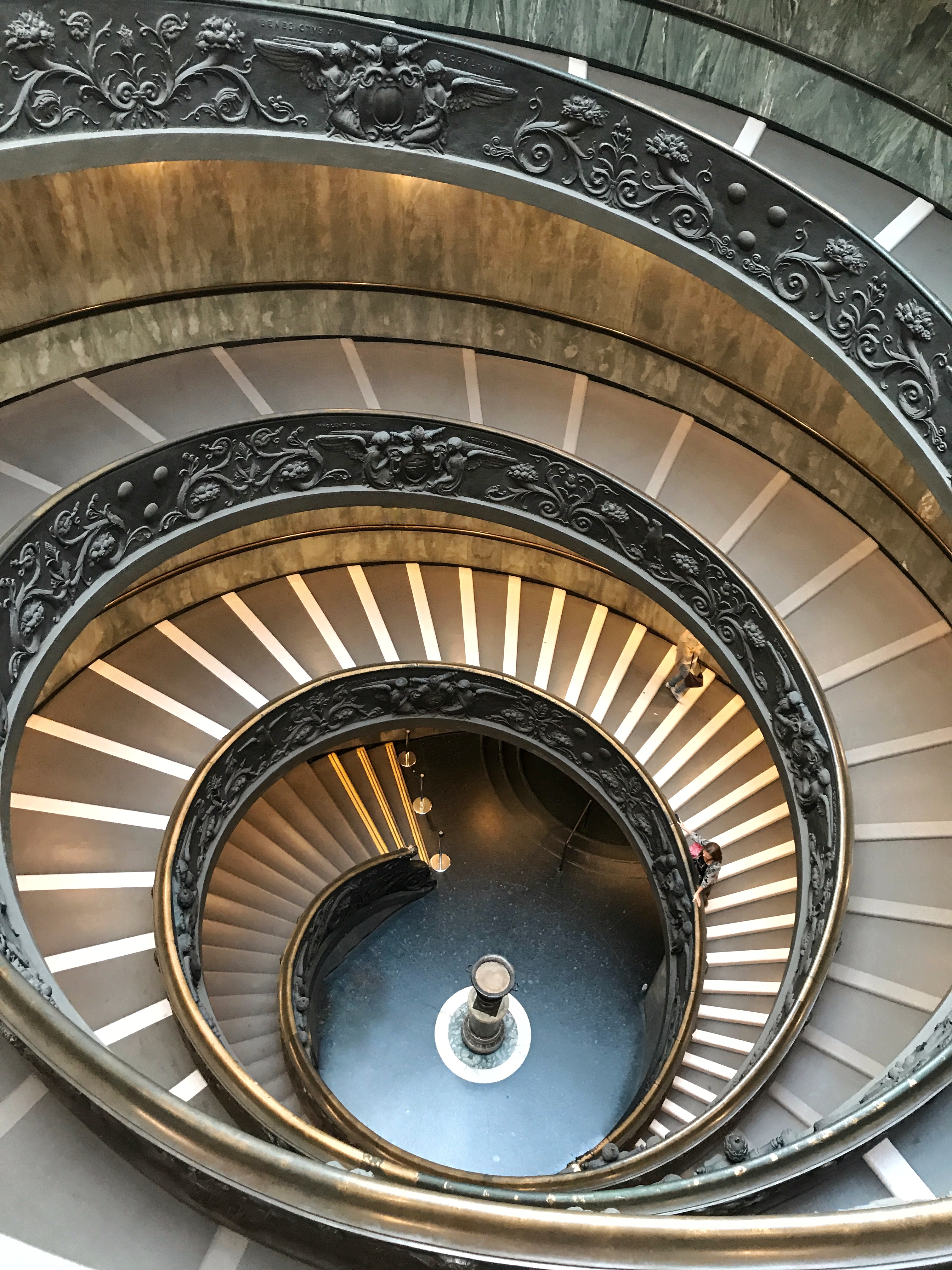 thebetterplaces_staircase_vatican_museum.jpg