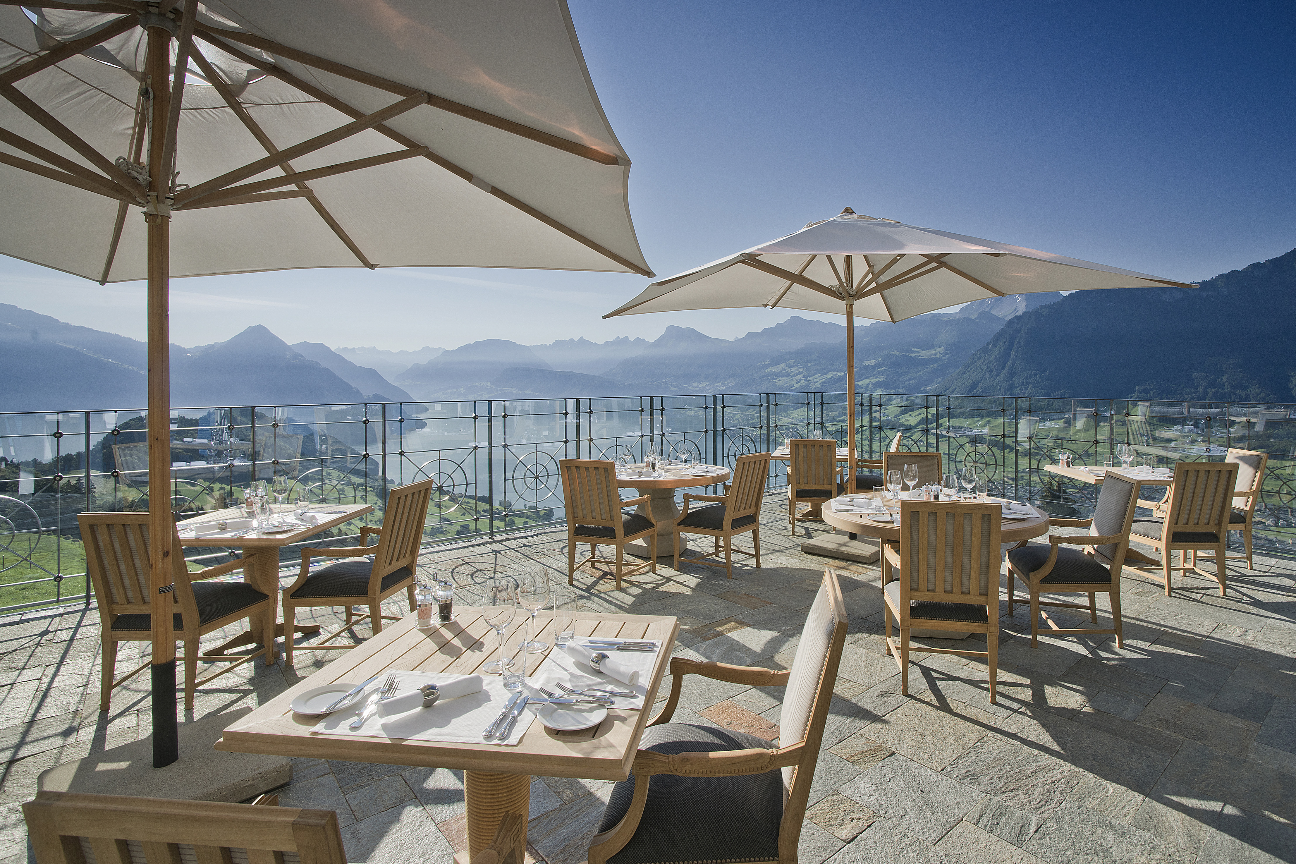 hotel-villa-honegg-terrace-thebetterplaces-view-restaurant.jpg