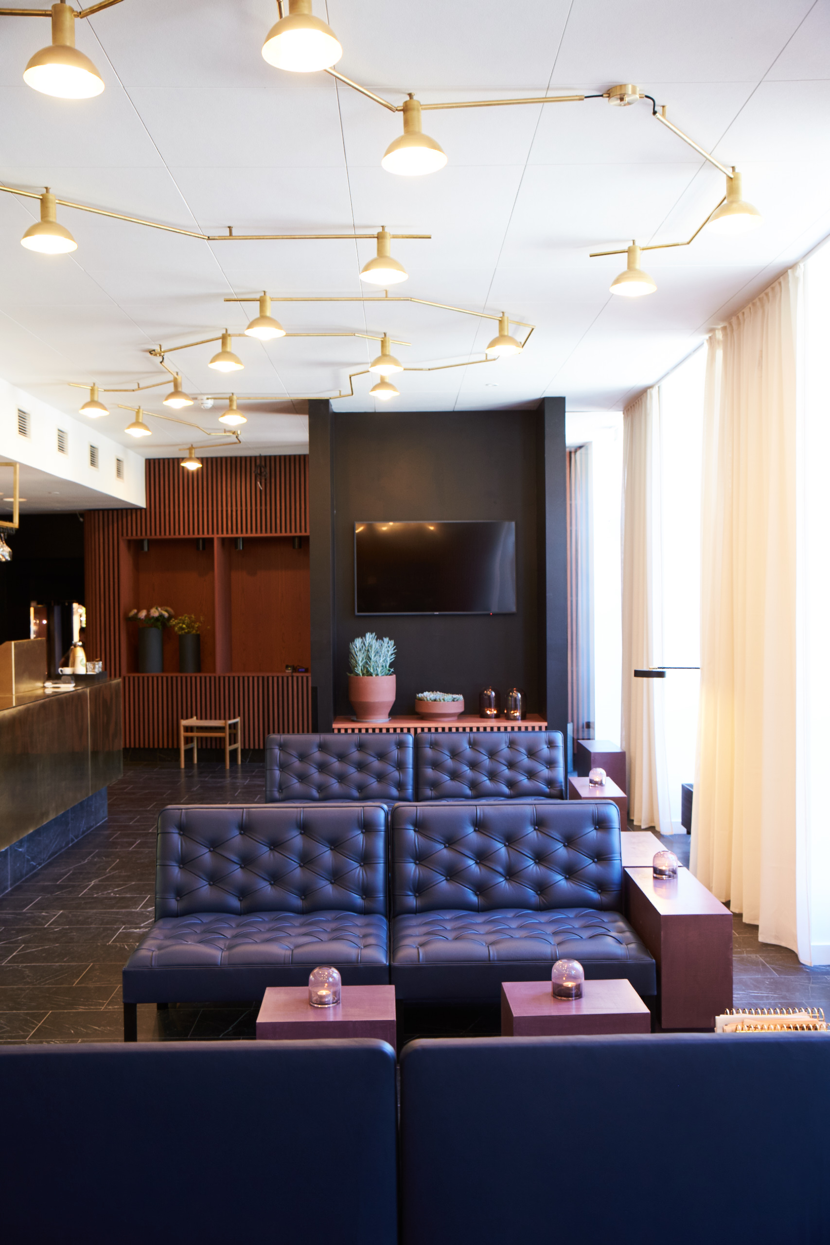 the-better-places-design-crush-jessie-helena-schoeller-gloria-vonbronewski-hotel-danmark-copenhagenLobby_5