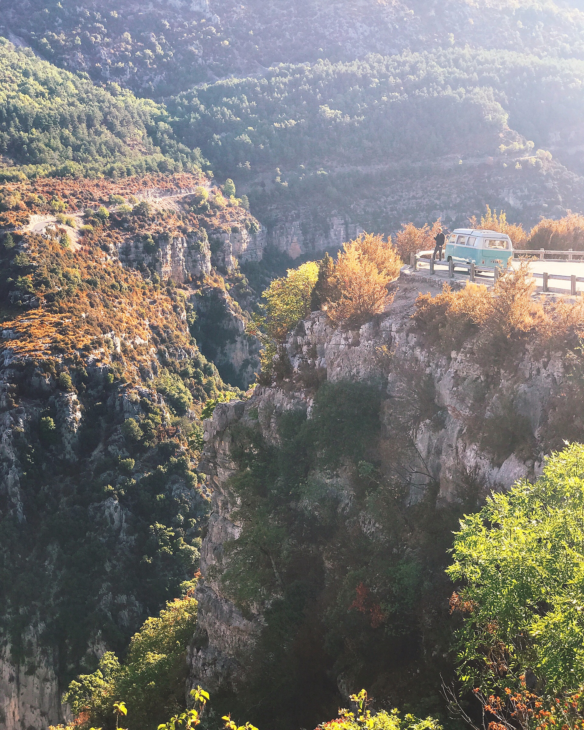 the-better-places-69Campers-roadtrip-provence-france-schoeller-jessie-vonbronewski-gloria-schoeller-helena-reiseblog-travel-blogIMG_5164