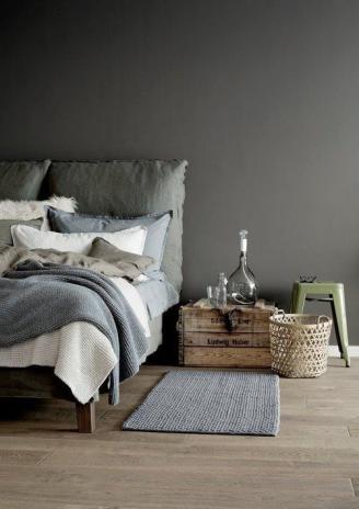 the-better-places-best-interior-shops-munich-berlin-hamburg-schoeller-jessie-vonbronewski-gloria-schoeller-helena-reiseblog-travel-blog01_Oliv_Bett_hoch_1