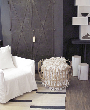 the-better-places-best-interior-shops-munich-berlin-hamburg-schoeller-jessie-vonbronewski-gloria-schoeller-helena-reiseblog-travel-blog06_Landpartie_StoffeTeppiche