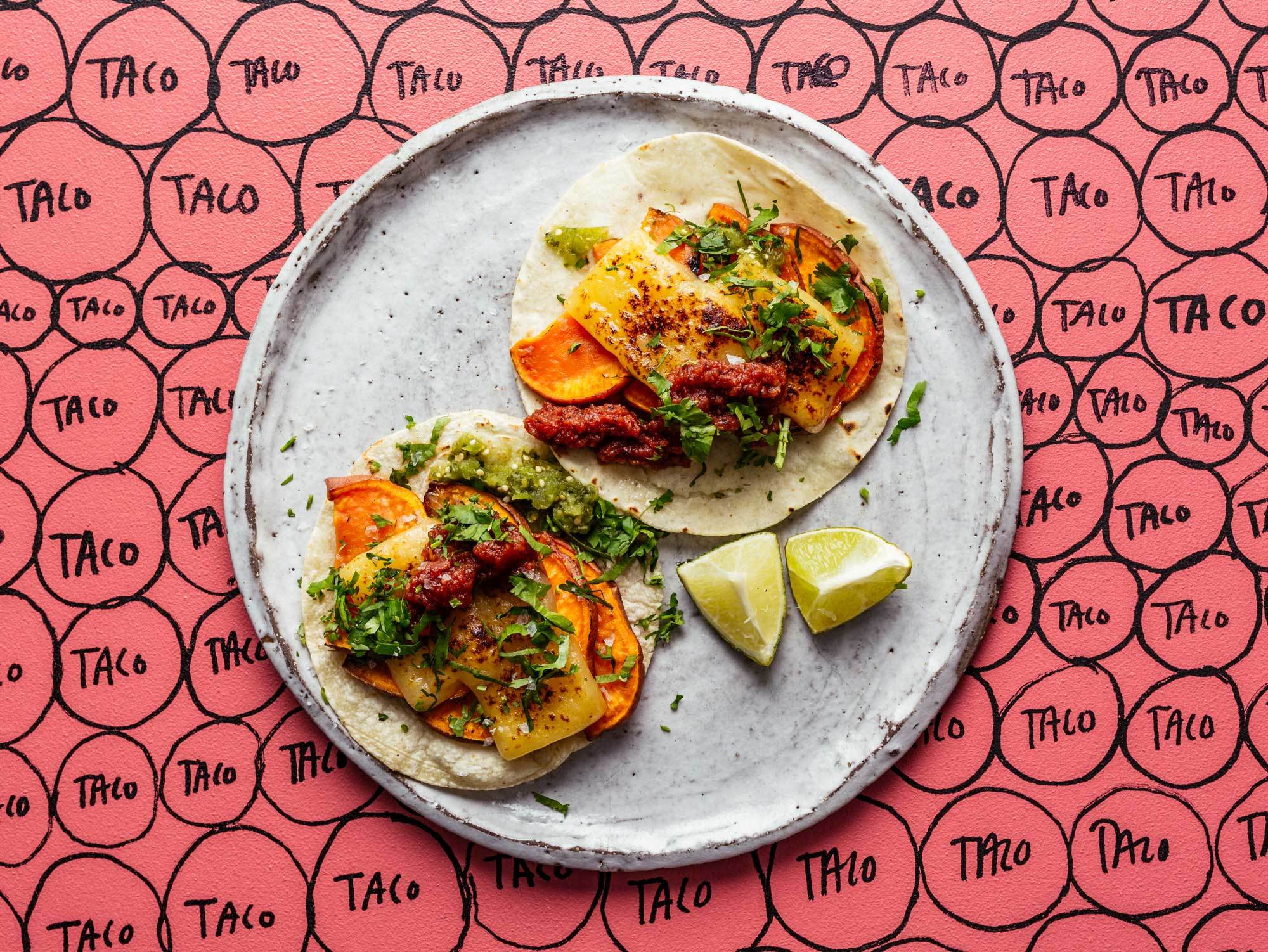the-better-places-breddos-tacos-london-soho-restaurant-clerkenwell-foodguide-cityguide-schoeller-jessie-vonbronewski-gloria-schoeller-helena-reiseblog-travel-blogBanner_7