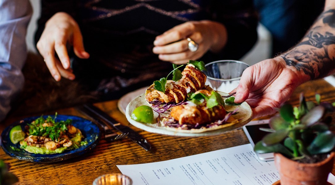 the-better-places-breddos-tacos-london-soho-restaurant-clerkenwell-foodguide-cityguide-schoeller-jessie-vonbronewski-gloria-schoeller-helena-reiseblog-travel-blogbreddos_hero_image_11