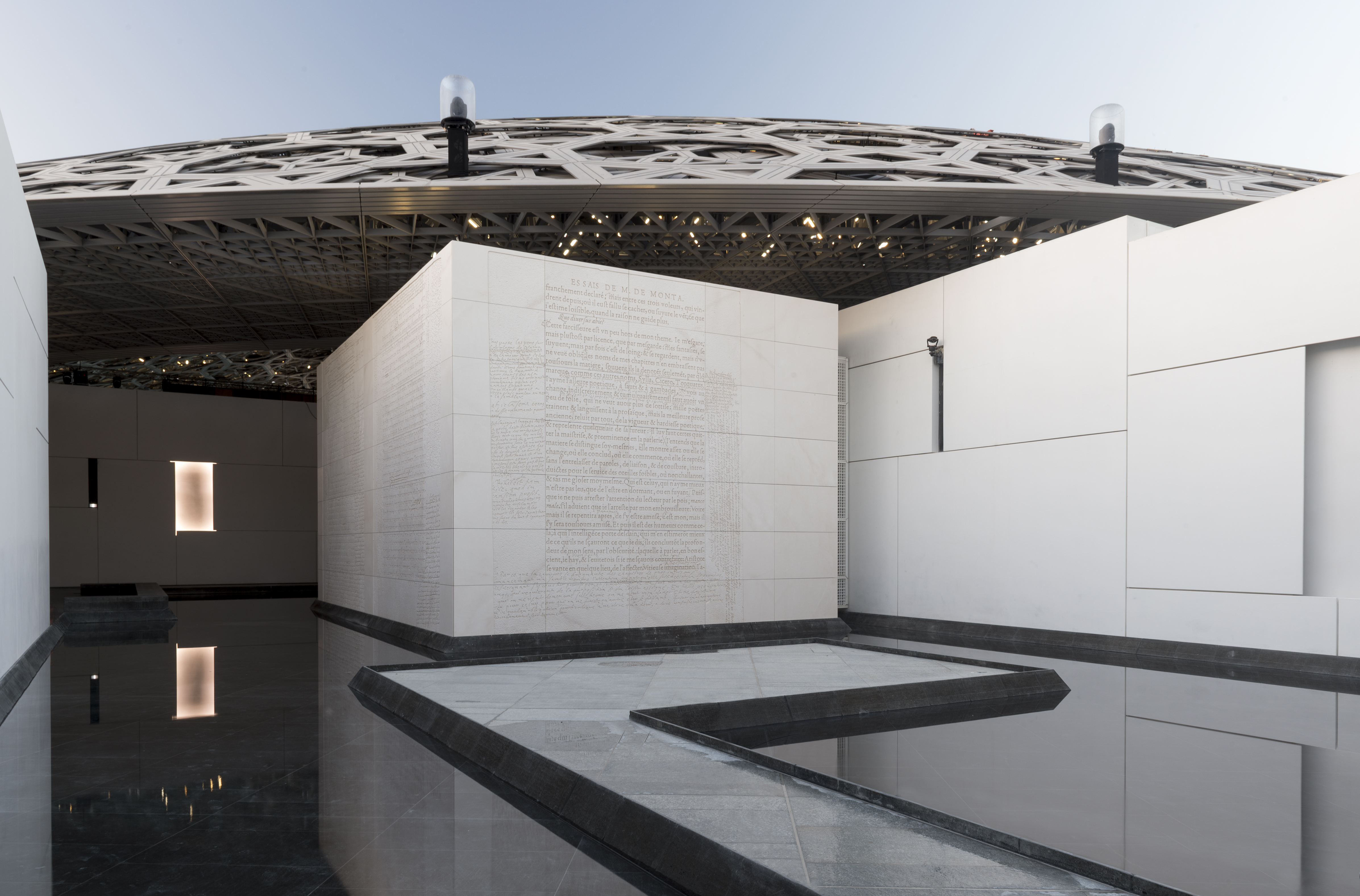Louvre Abu Dhabi Museum review news the better places travel blog Germany