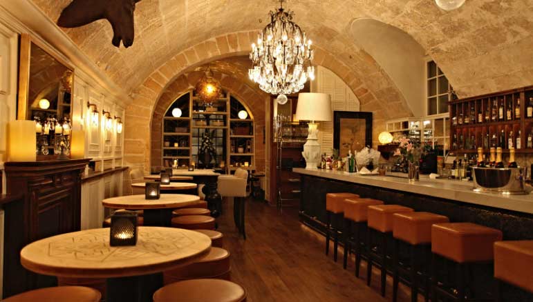 the-better-places-tast-club-palma-de-mallorca-restaurant-foodguide-cityguide-schoeller-jessie-vonbronewski-gloria-schoeller-helena-reiseblog-travel-blogdestacada_club