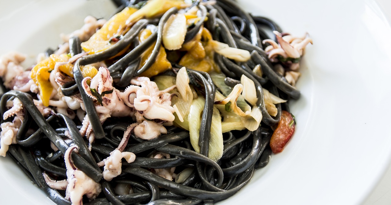 black-linguine-2222364_1280.jpg