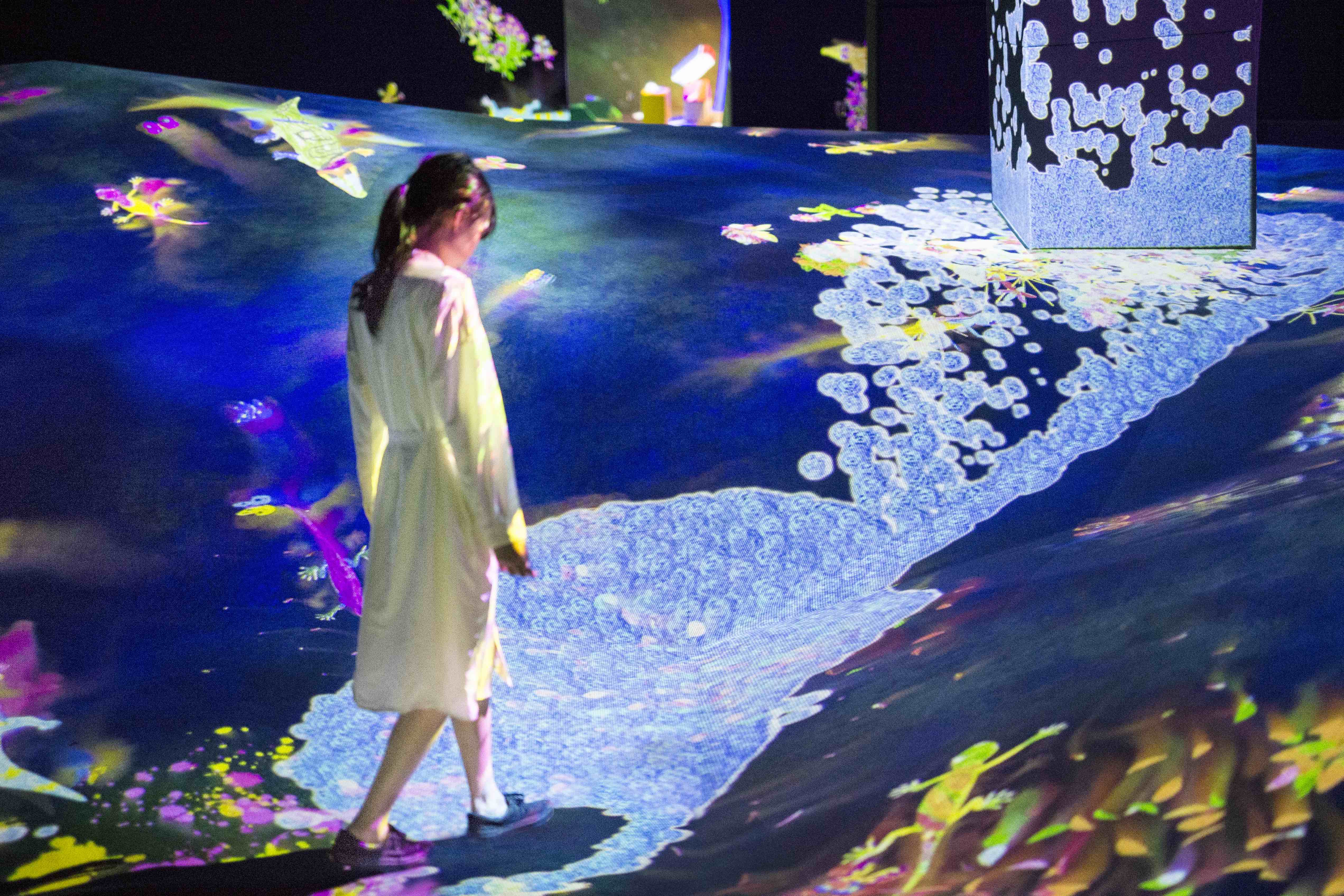 thebetterplaces_digitalmuseumtokyo_waterdroplets