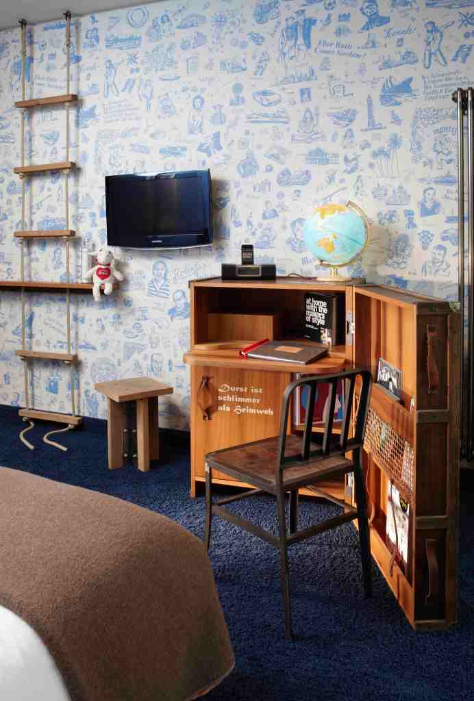 25 hours hotel Hafencity Hamburg review the better places travel magazine industrial design hotel city germany